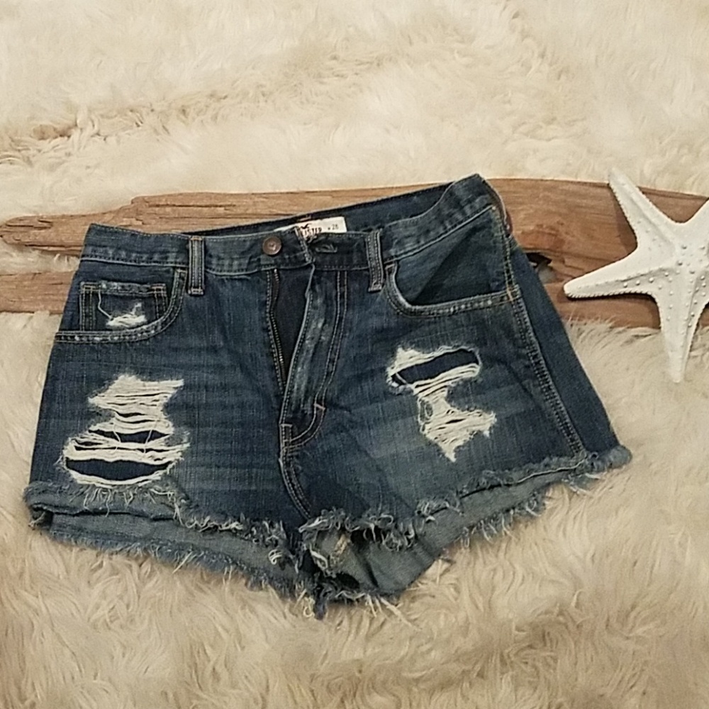 Hollister distessed jean shorts